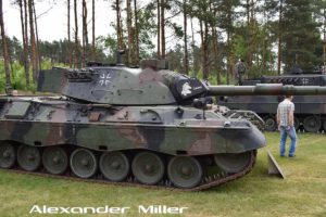 Leopard 1 A5 Walkaround (AM-00072)