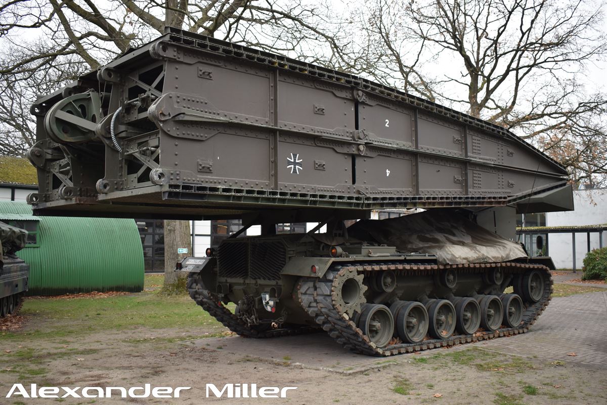 Brückenlegepanzer M48A2 AVLB Walkaround (AM-00279)