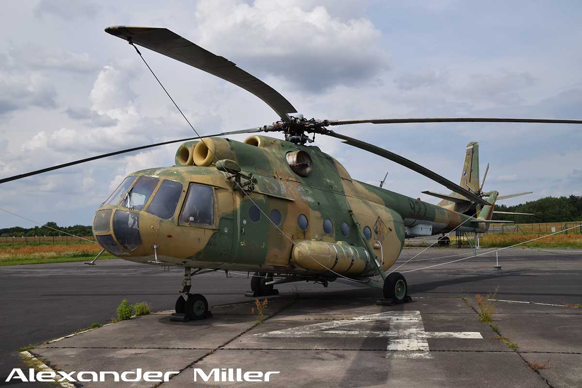 Mi-8T 927 SAR NVA Walkaround (AM-00313)