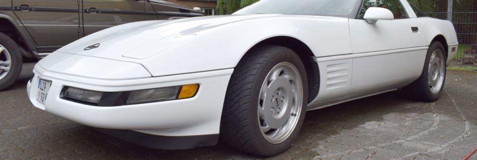 Chevrolet Corvette C4 Coupe 1991 Walkaround (AM-00367)