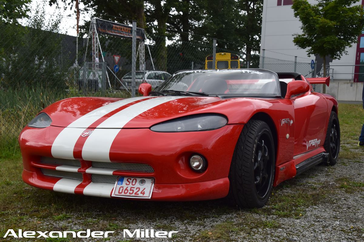 Chrysler Viper RT/10 Walkaround (AM-00396)