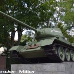 T-34/85 Walkaround (AM-00588)