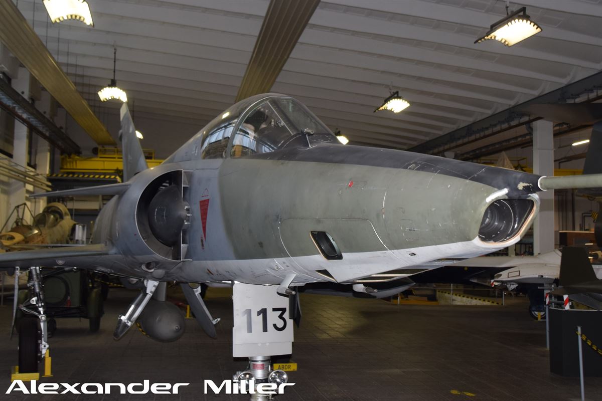 Mirage III RS Walkaround (AM-00726)