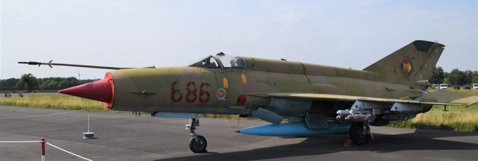 MiG-21 Walkaround (AM-00717)