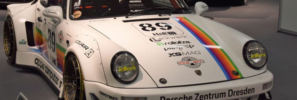 Porsche 911 RWB Walkaround (AM-00788)